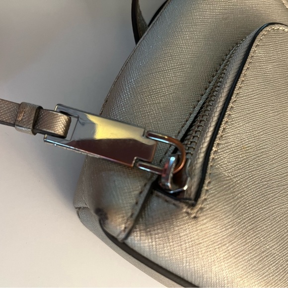 Calvin Klein Women's CrossBody Bag - Picture 15 of 16